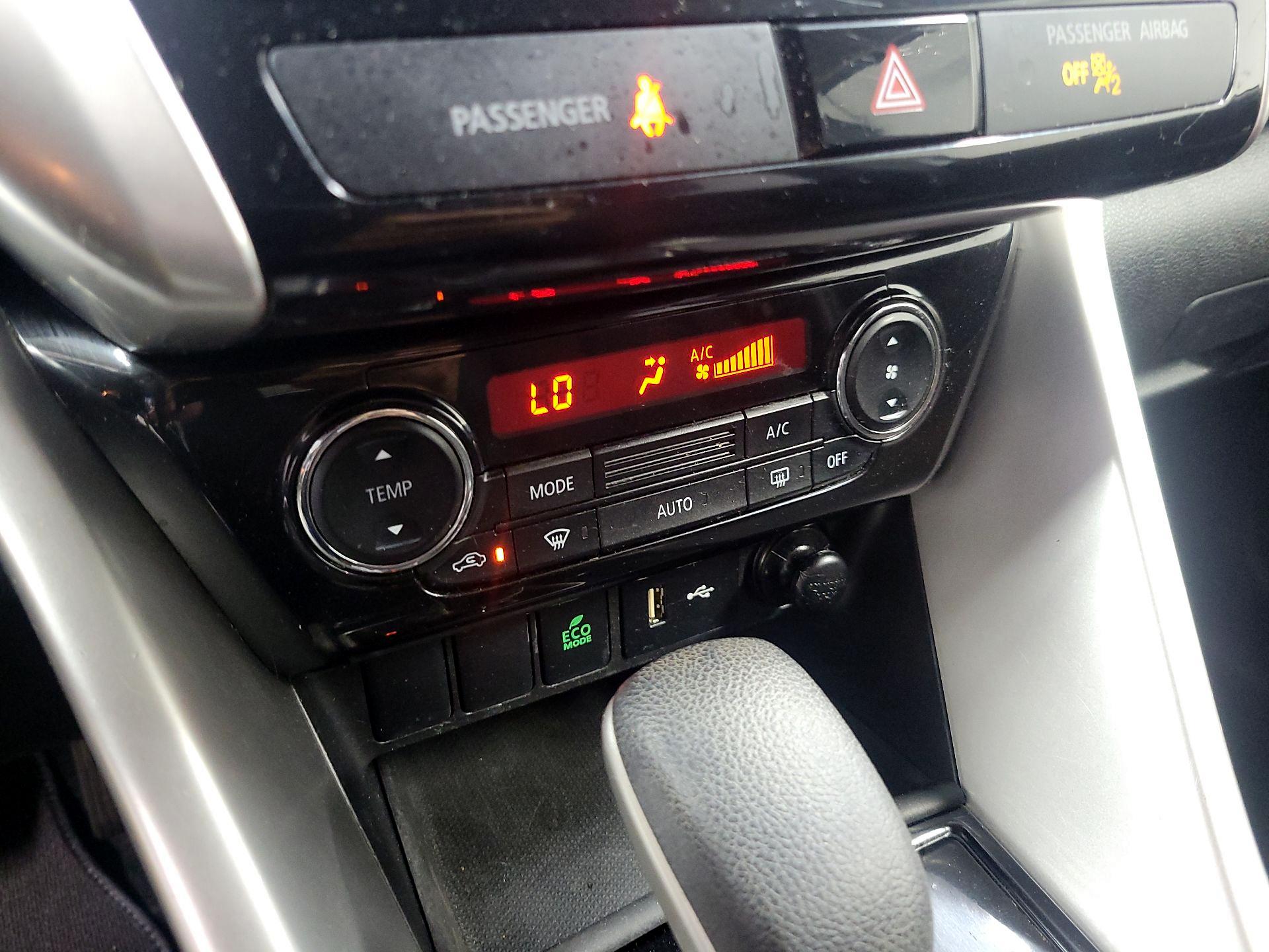 Thumbnail: 2020 Mitsubishi Eclipse Cross - 15