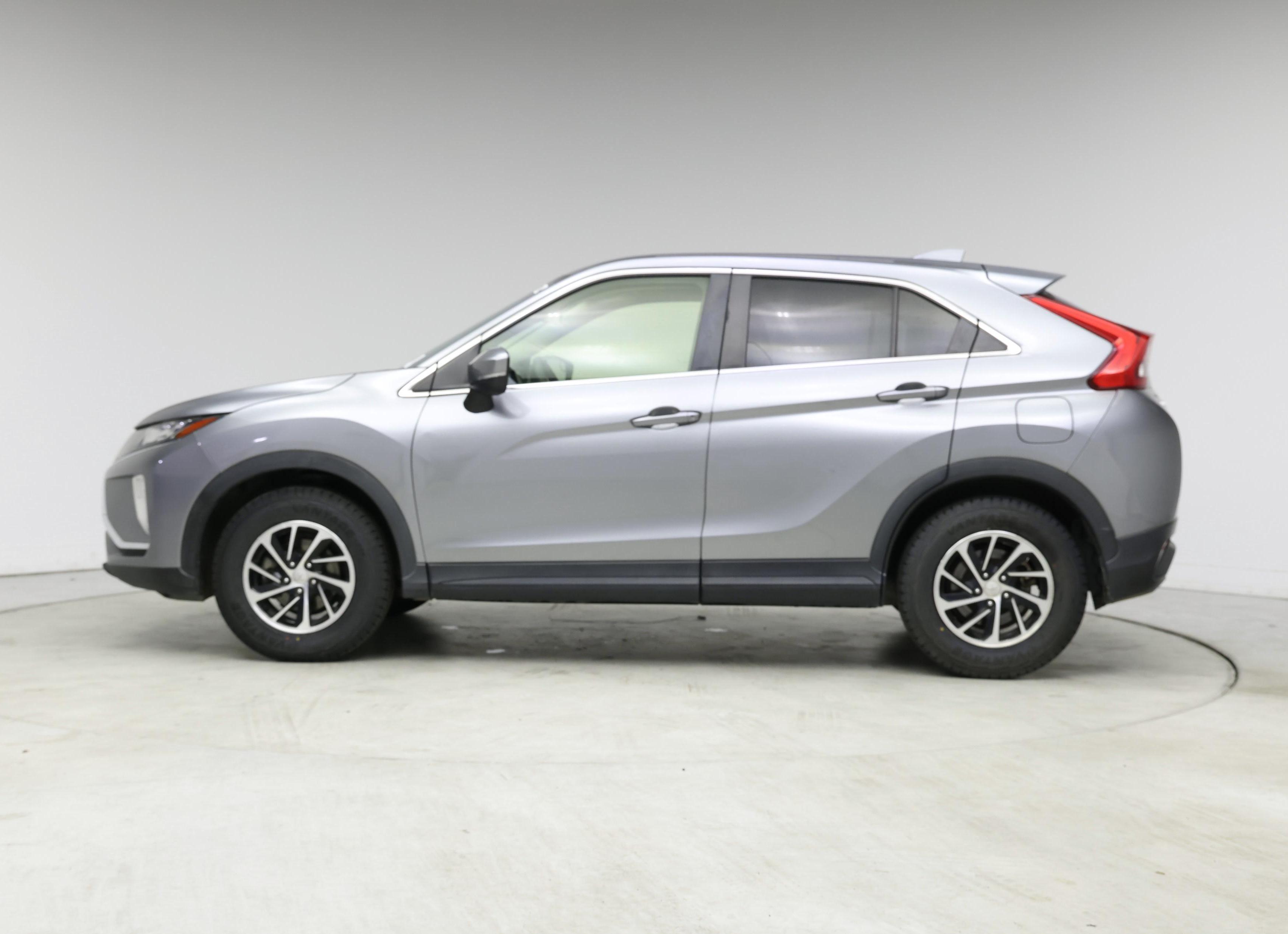 Thumbnail: 2020 Mitsubishi Eclipse Cross - 3