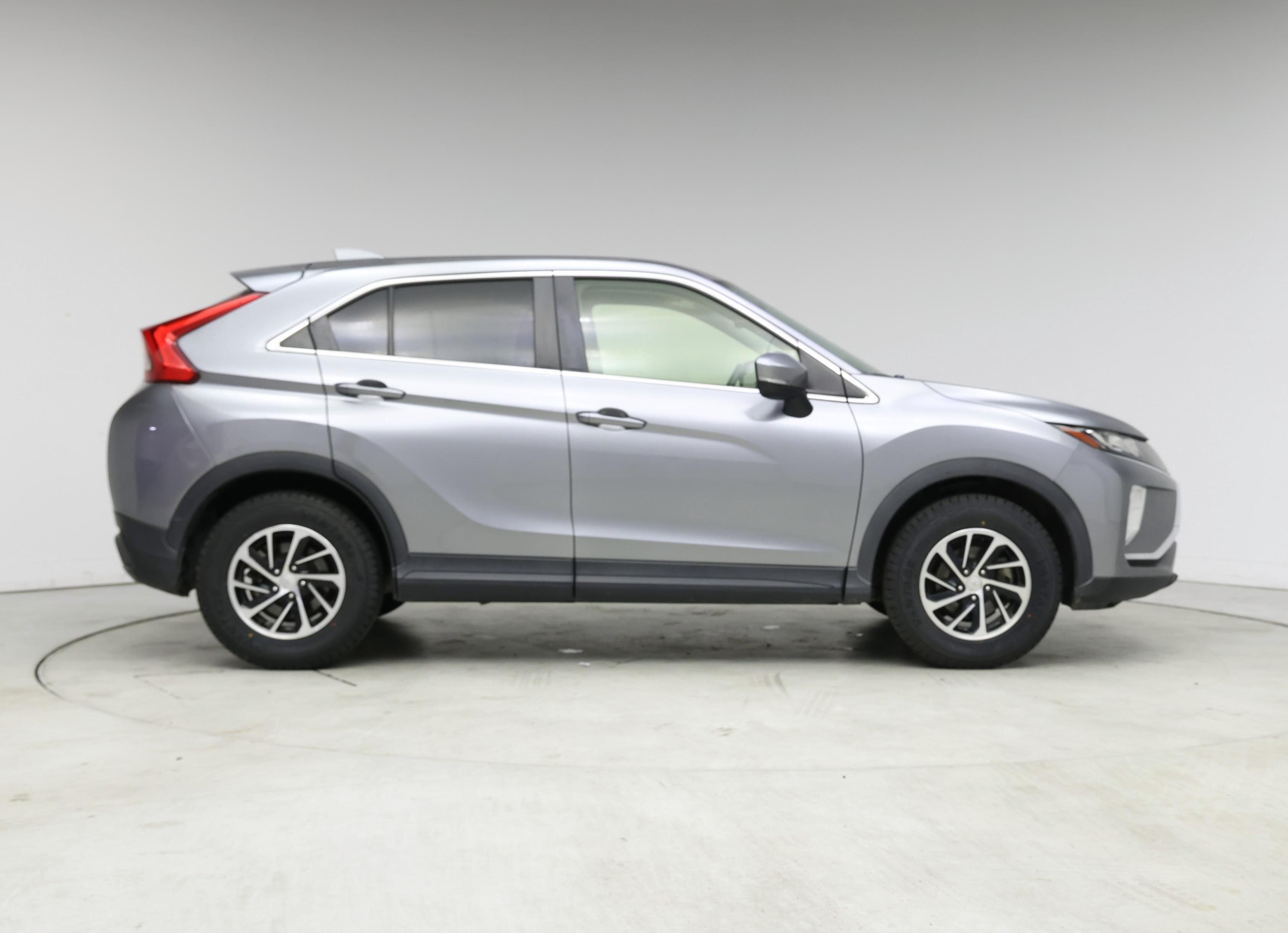 Thumbnail: 2020 Mitsubishi Eclipse Cross - 7
