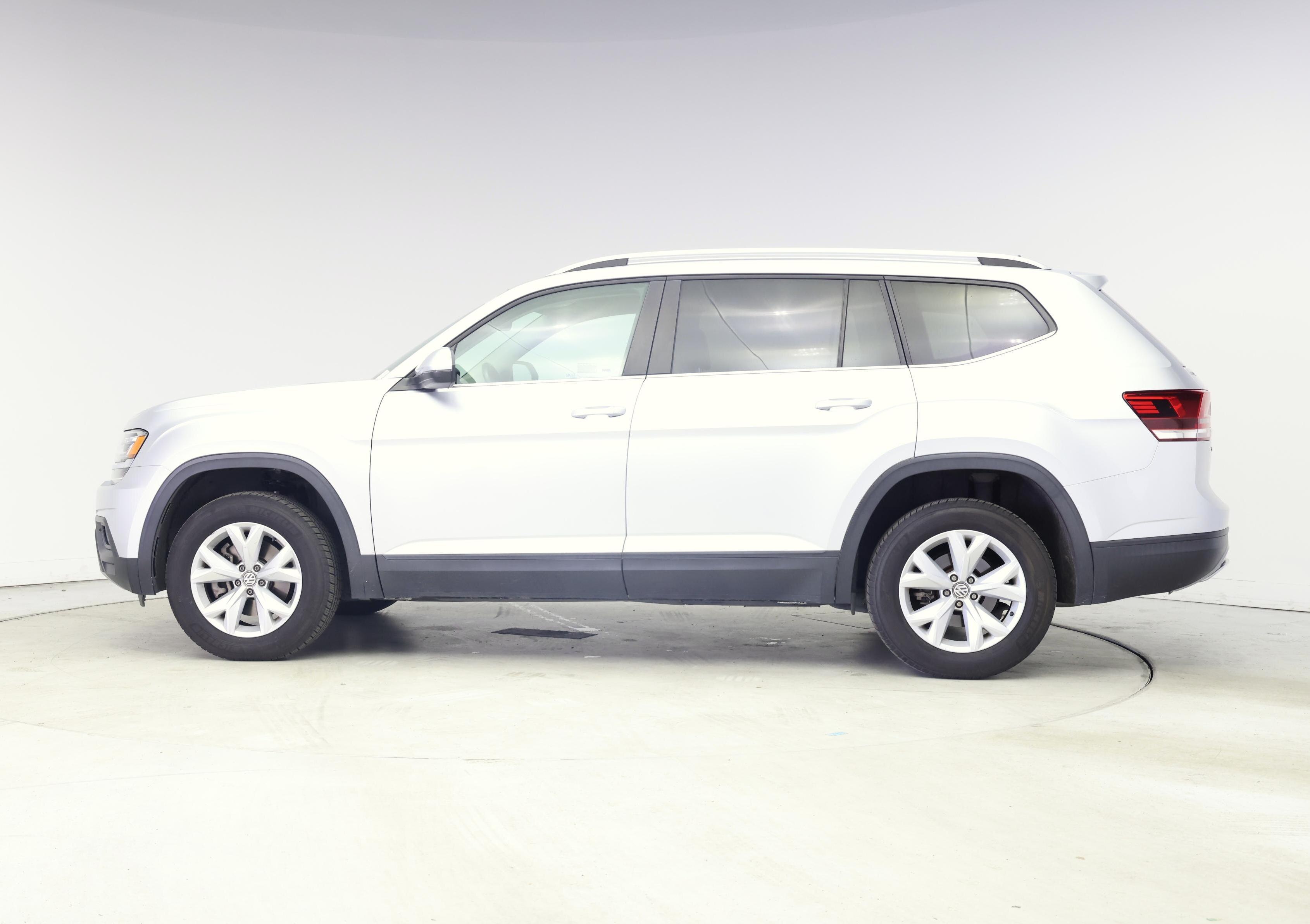 Thumbnail: 2019 Volkswagen Atlas - 3