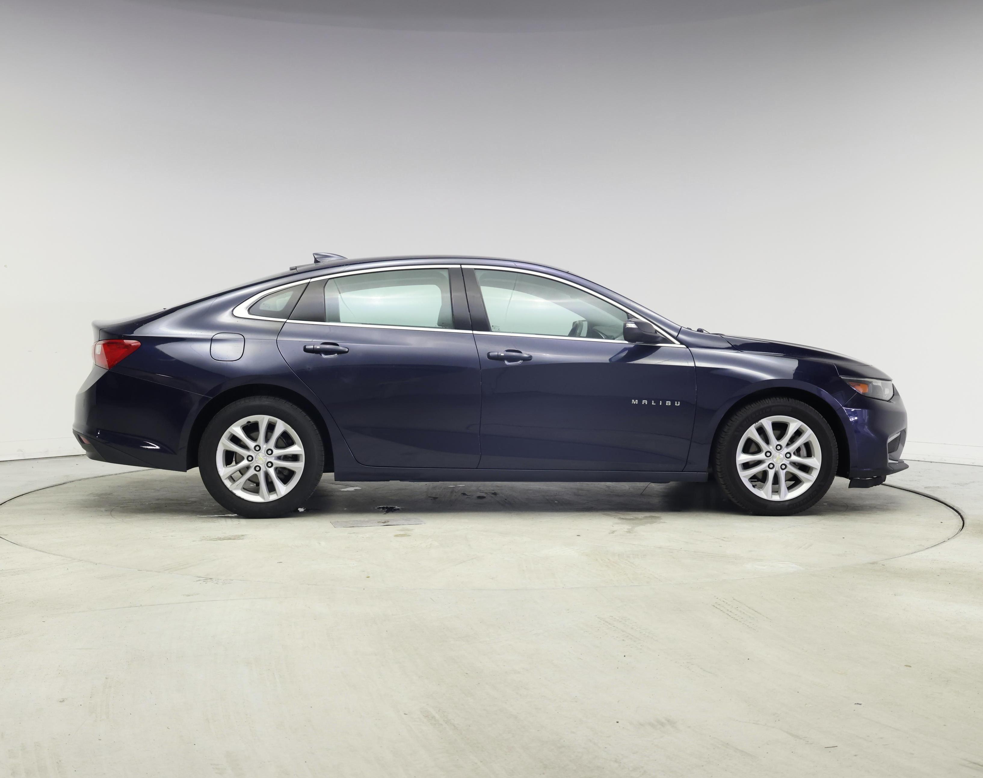 Thumbnail: 2016 Chevrolet Malibu - 7