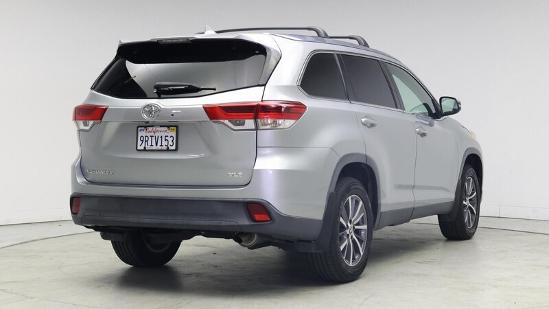 2019 Toyota Highlander XLE 8