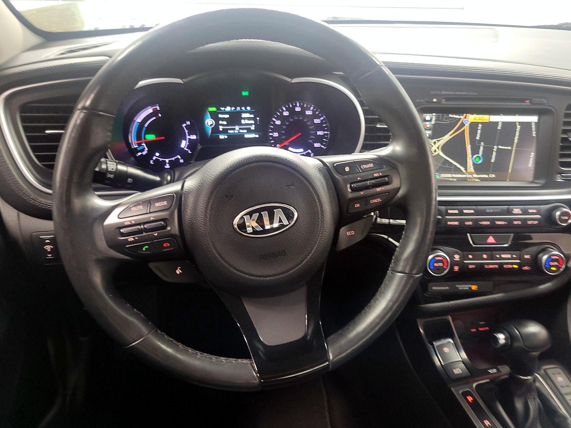 Thumbnail: 2015 Kia Optima - 10