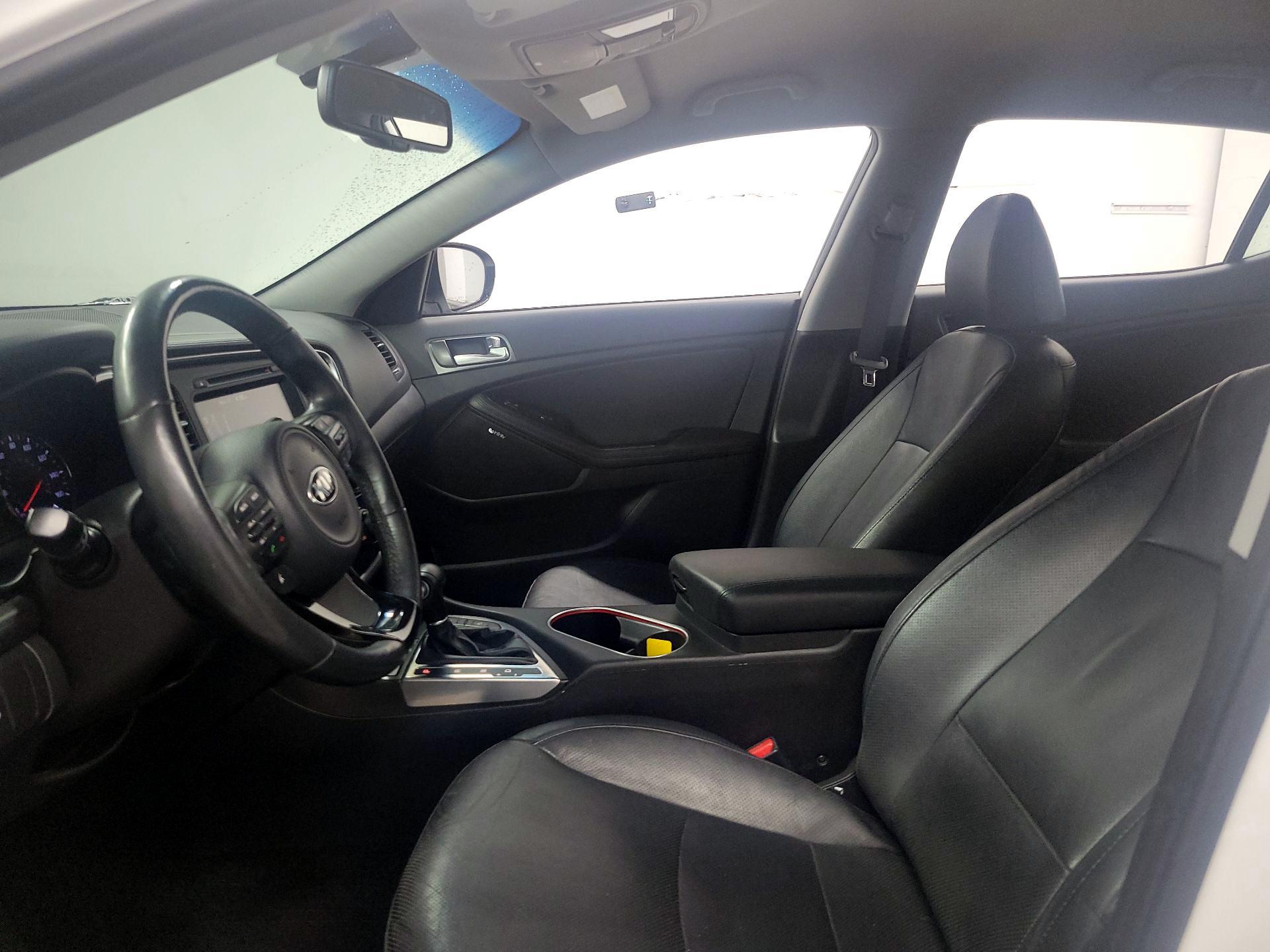 Thumbnail: 2015 Kia Optima - 11