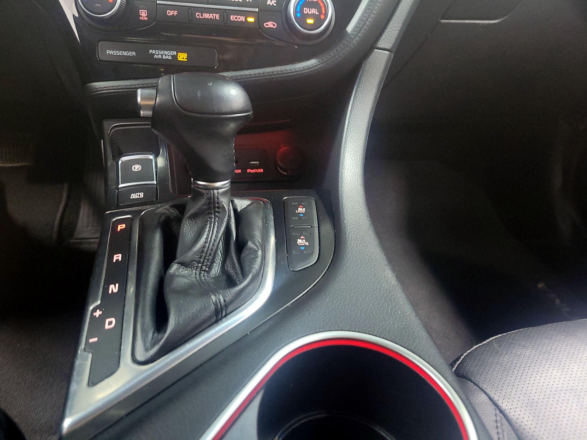 Thumbnail: 2015 Kia Optima - 18