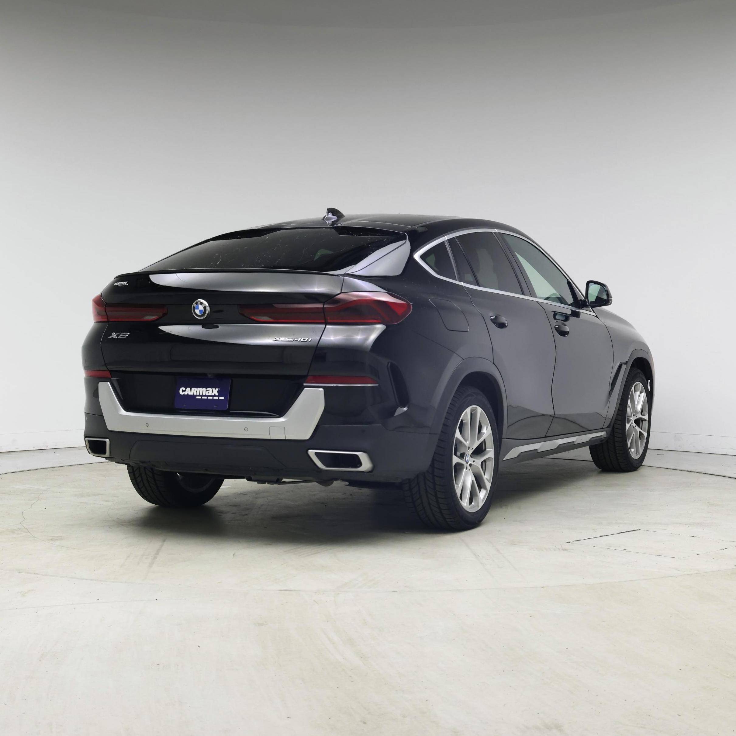 Thumbnail: 2021 BMW X6 - 8