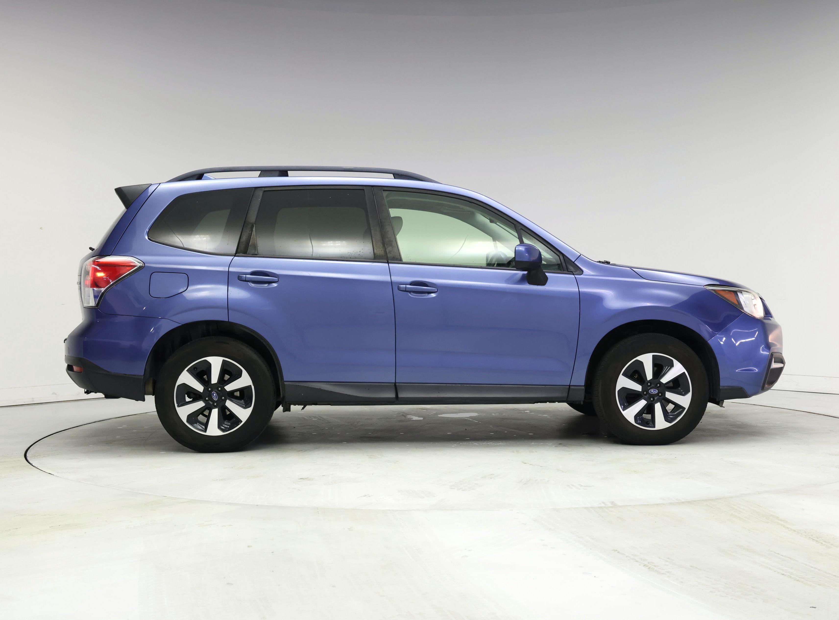 Thumbnail: 2017 Subaru Forester - 7