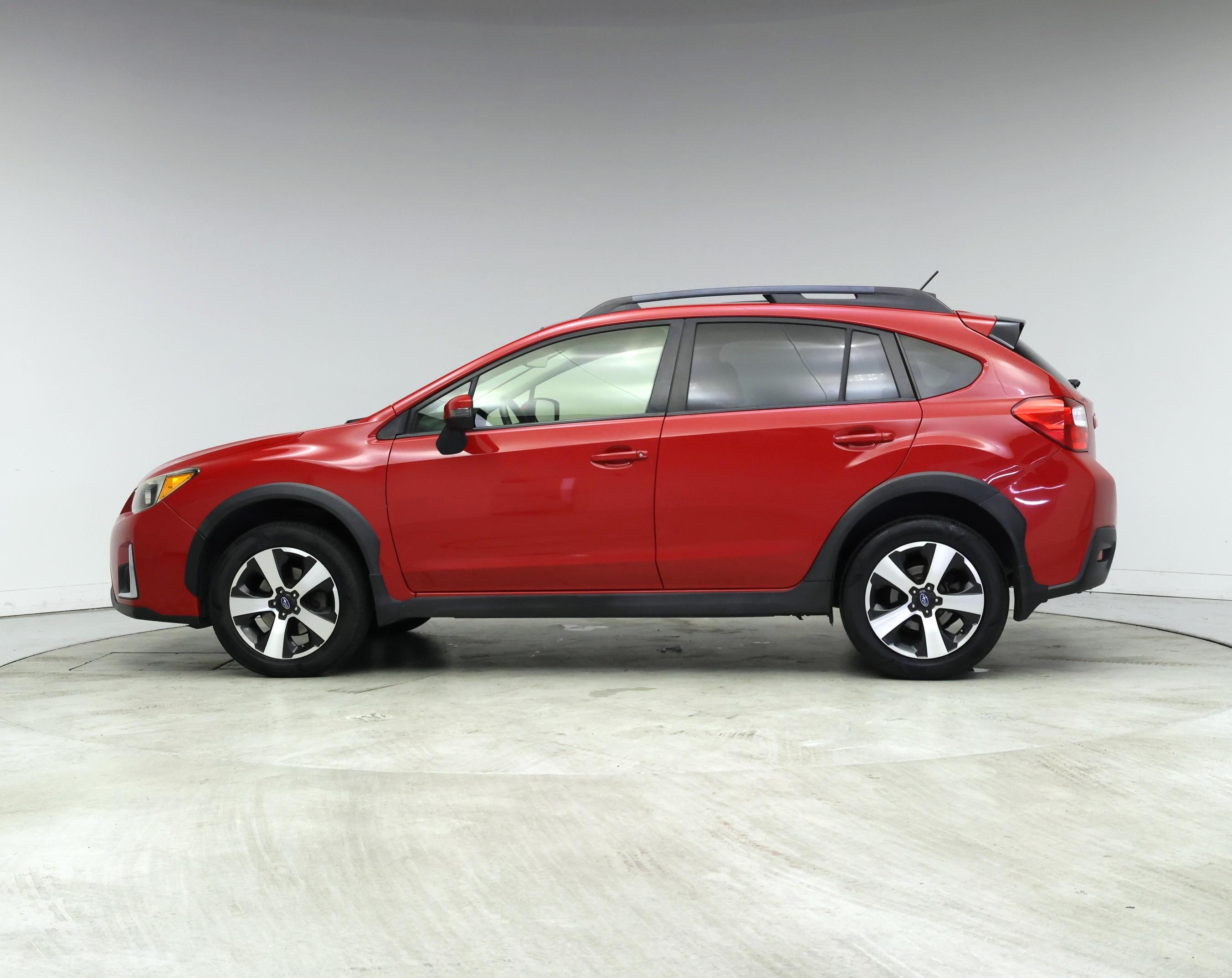 Thumbnail: 2017 Subaru Crosstrek - 3