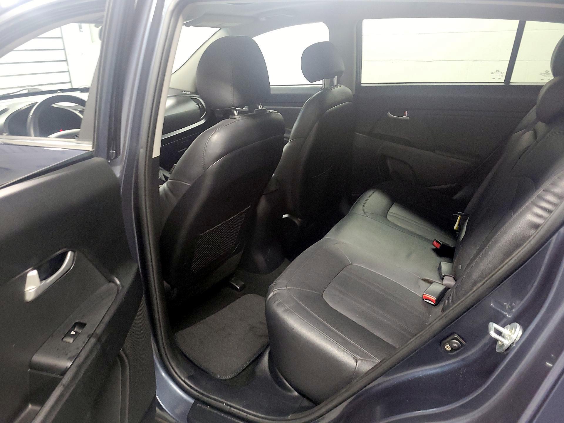 Thumbnail: 2013 Kia Sportage - 20