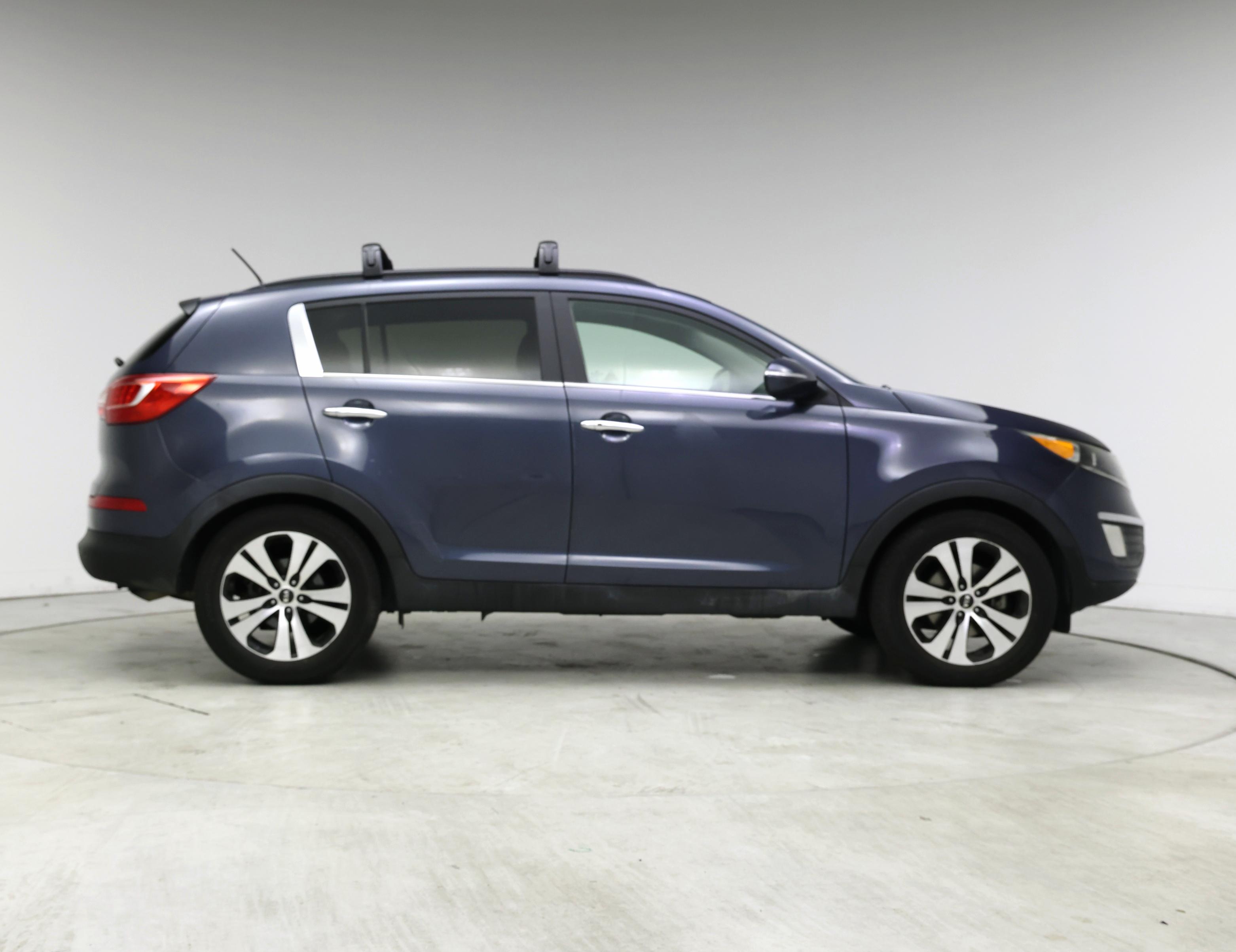 Thumbnail: 2013 Kia Sportage - 7