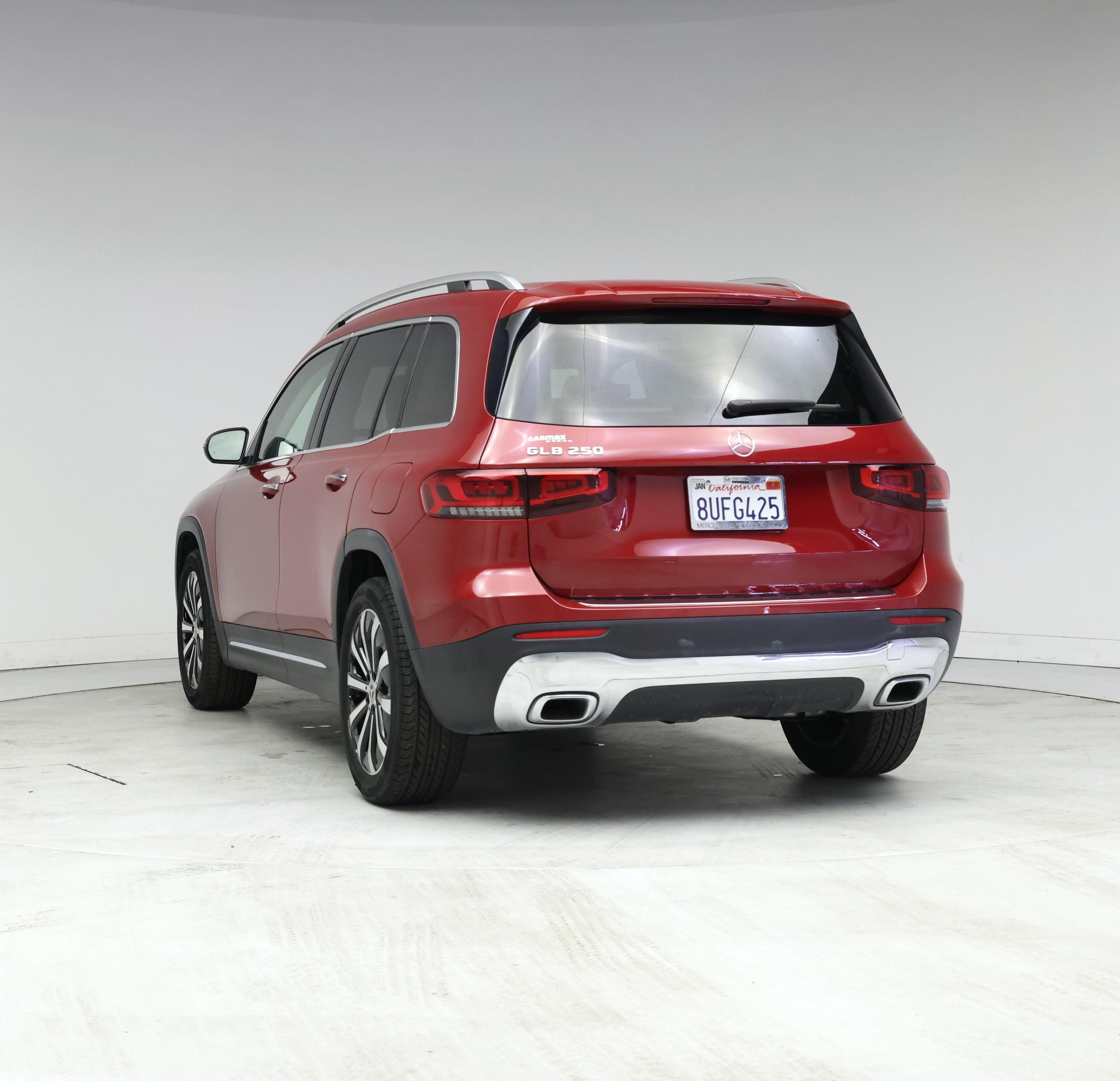 Thumbnail: 2021 Mercedes-Benz GLB - 2