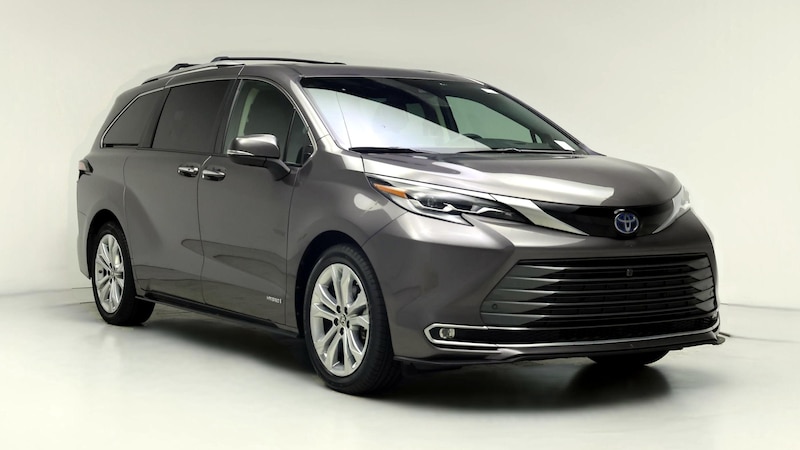 2021 Toyota Sienna Platinum Hero Image