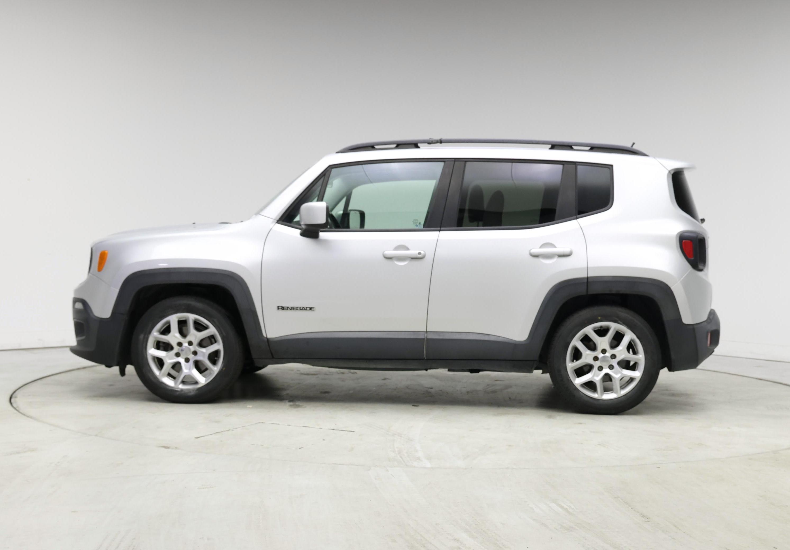 Thumbnail: 2015 Jeep Renegade - 3