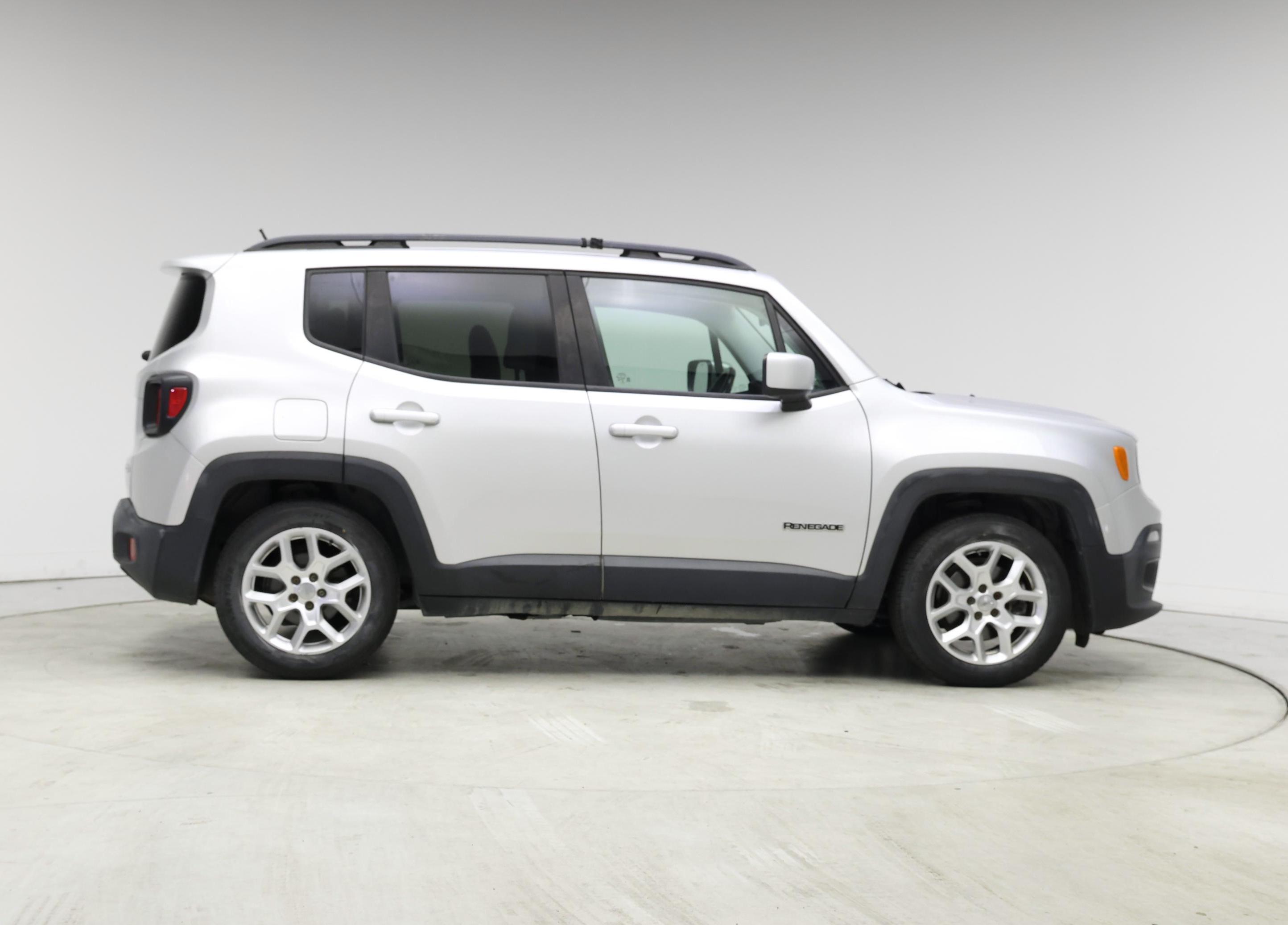 Thumbnail: 2015 Jeep Renegade - 7