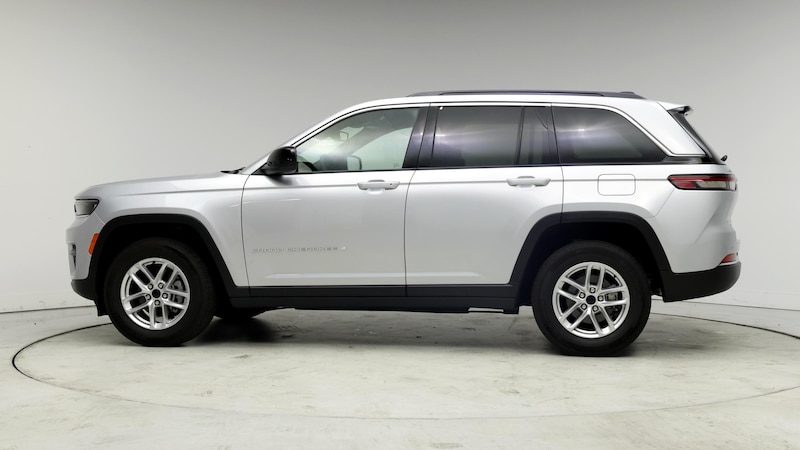 2024 Jeep Grand Cherokee Laredo 3