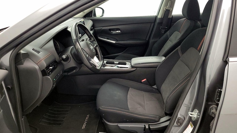 2022 Nissan Sentra SR 11