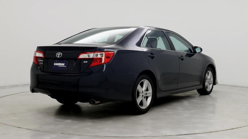 2013 Toyota Camry SE 8