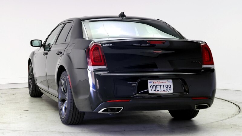 2022 Chrysler 300 S 6