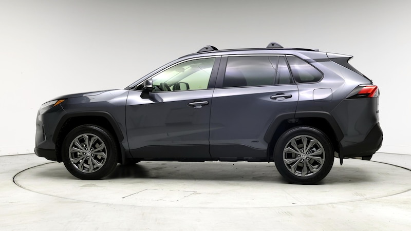 2024 Toyota RAV4 XLE Premium 3