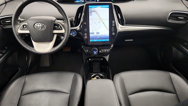 2017 Toyota Prius Prime Premium 9