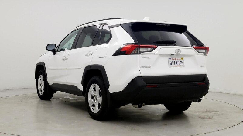 2021 Toyota RAV4 XLE 2