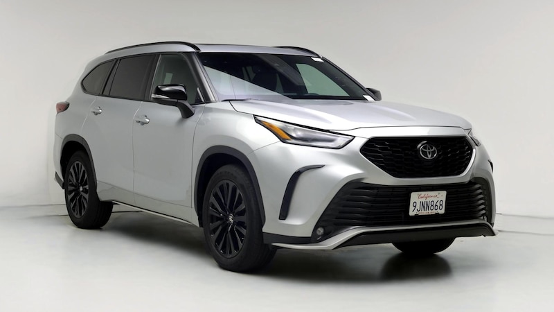 2024 Toyota Highlander XSE Hero Image