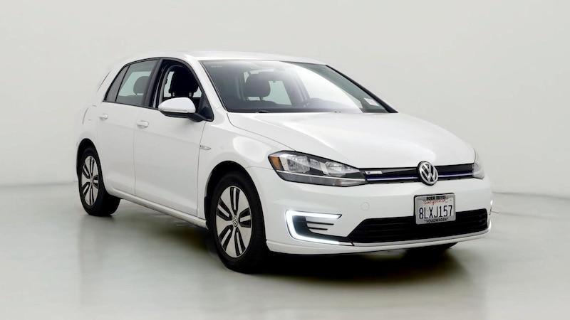 2019 Volkswagen e-Golf SE Hero Image