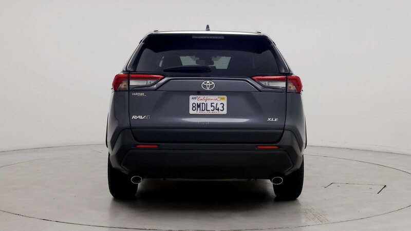 2019 Toyota RAV4 XLE 6