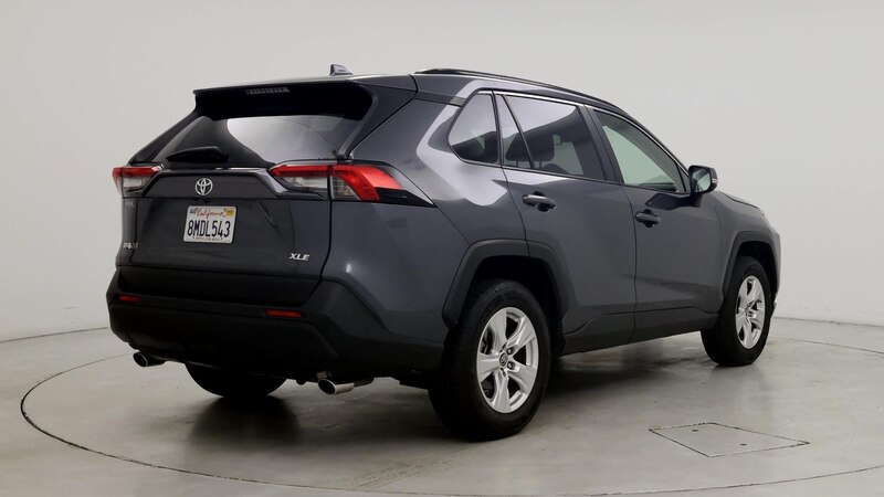 2019 Toyota RAV4 XLE 8