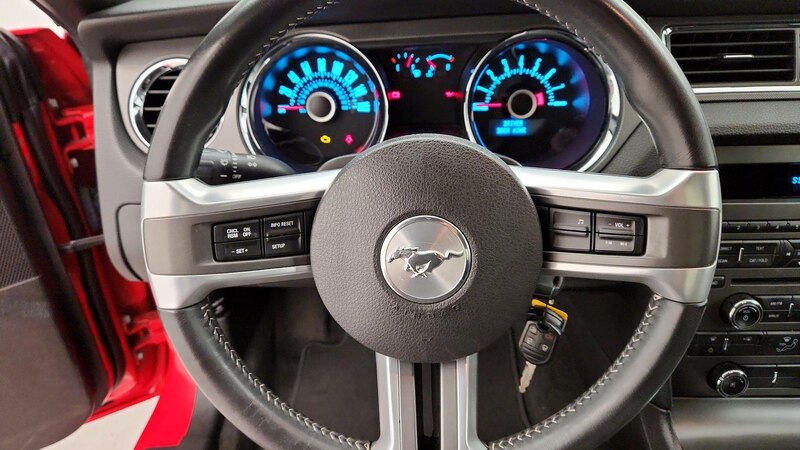 2013 Ford Mustang  10