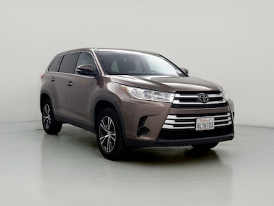 2019 Toyota Highlander LE -
                Irvine, CA