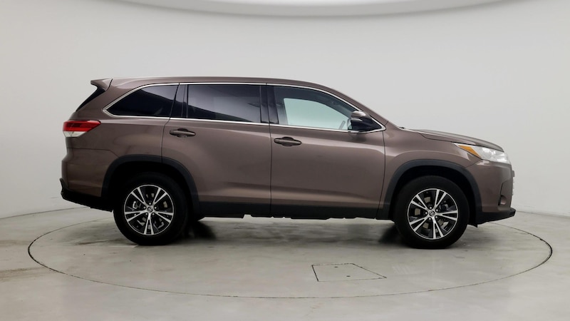 2019 Toyota Highlander LE 7