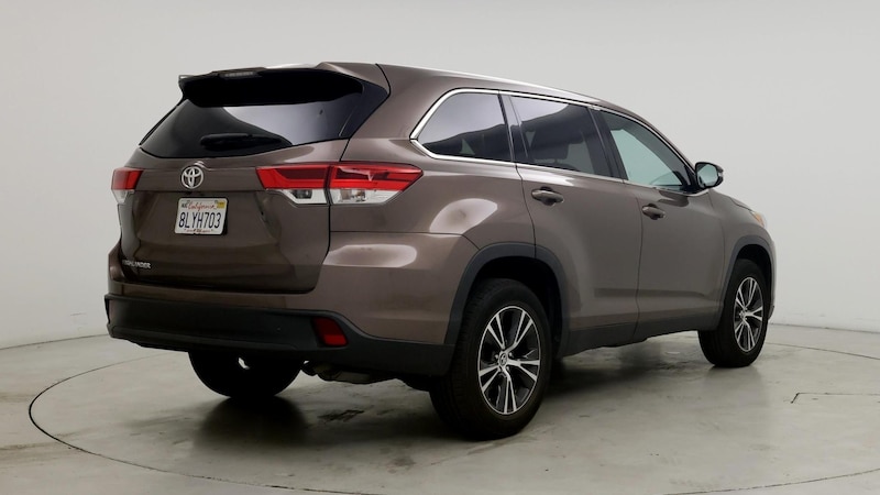 2019 Toyota Highlander LE 8