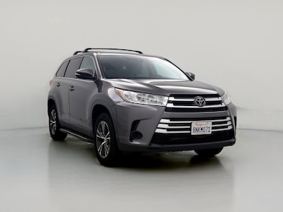 2019 Toyota Highlander LE -
                Irvine, CA