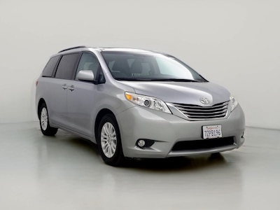 2017 Toyota Sienna XLE -
                Irvine, CA