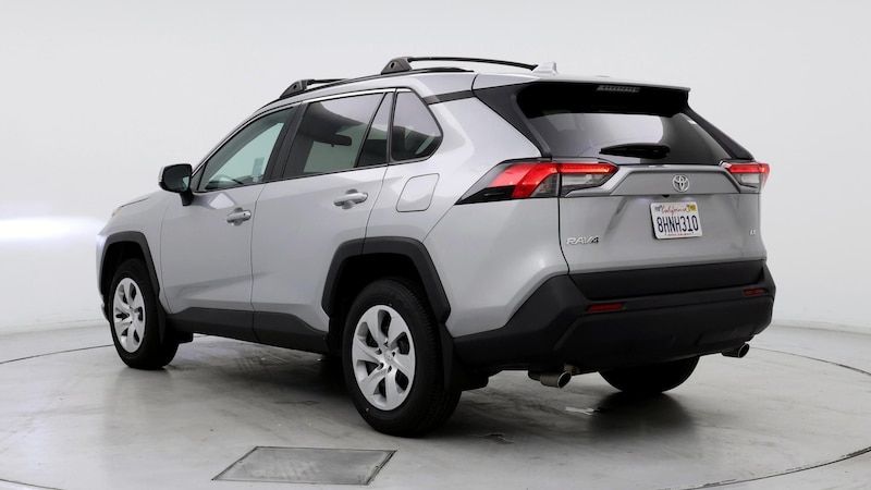 2019 Toyota RAV4 LE 2