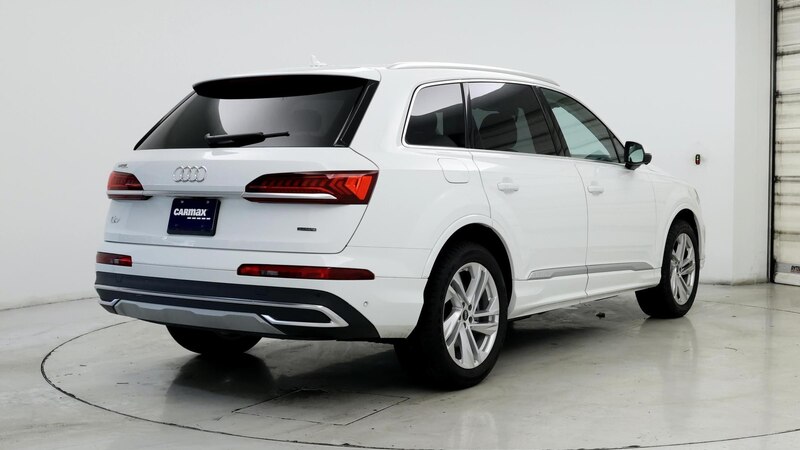 2023 Audi Q7 Premium Plus 8