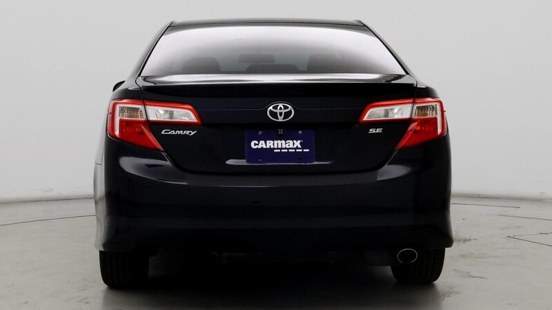 2014 Toyota Camry SE 6