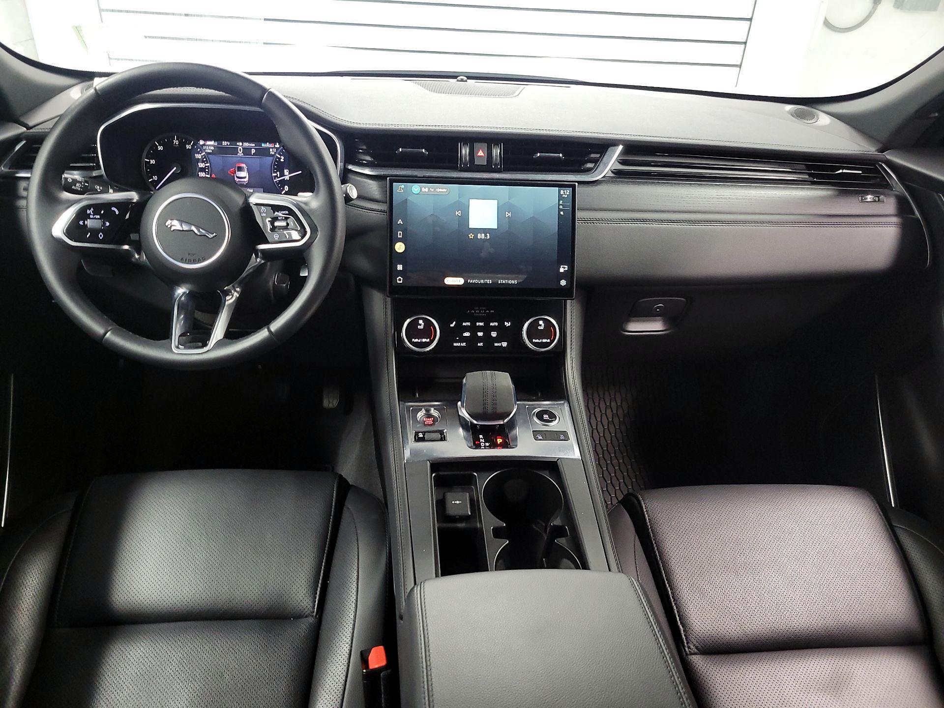 Thumbnail: 2023 Jaguar F-Pace - 9