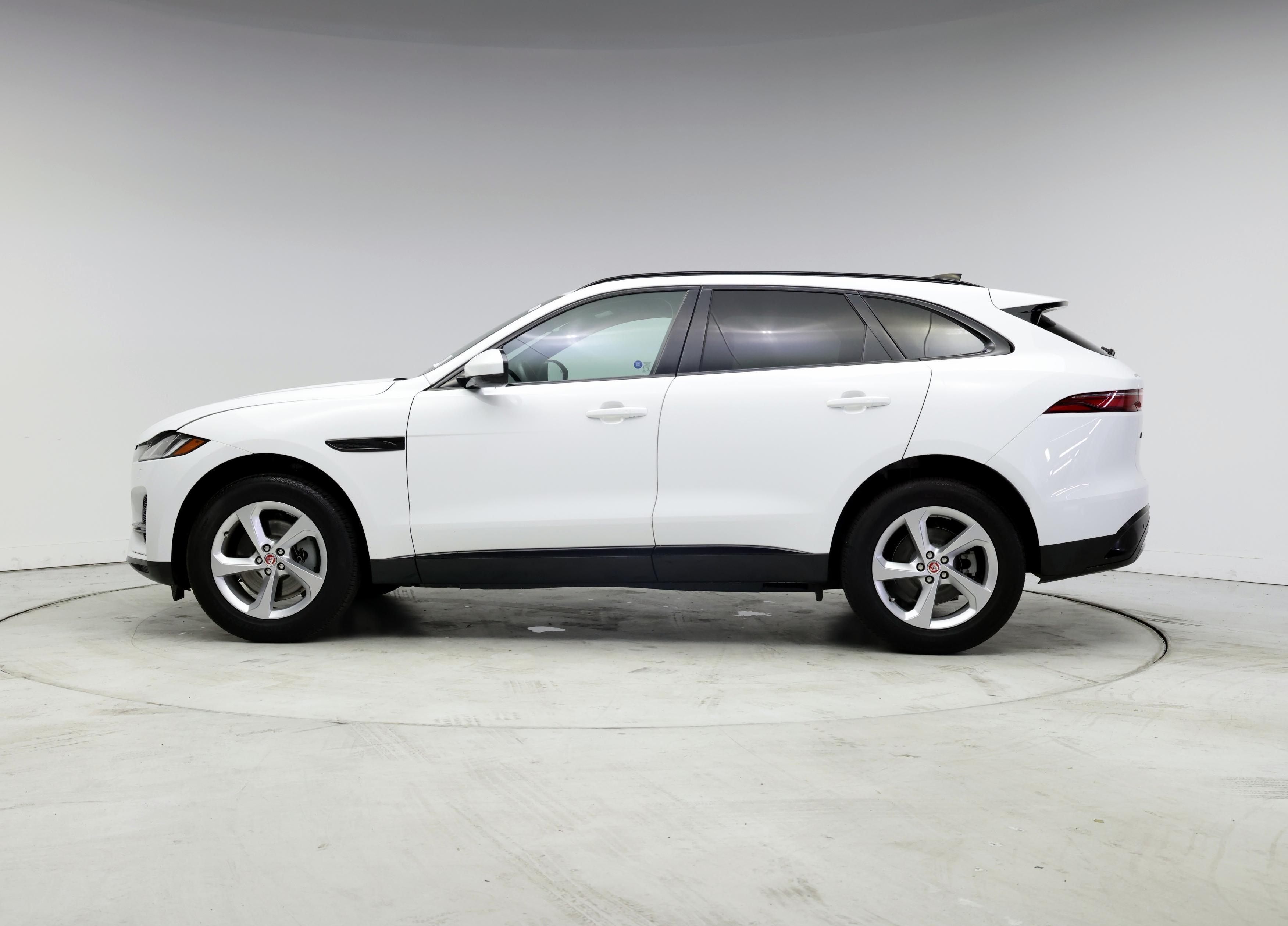 Thumbnail: 2023 Jaguar F-Pace - 3
