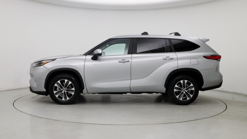 2023 Toyota Highlander XLE 3