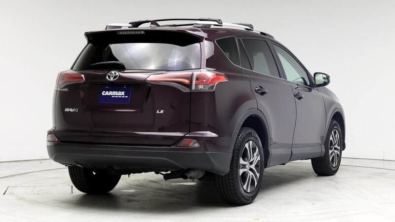 2016 Toyota RAV4 LE 8