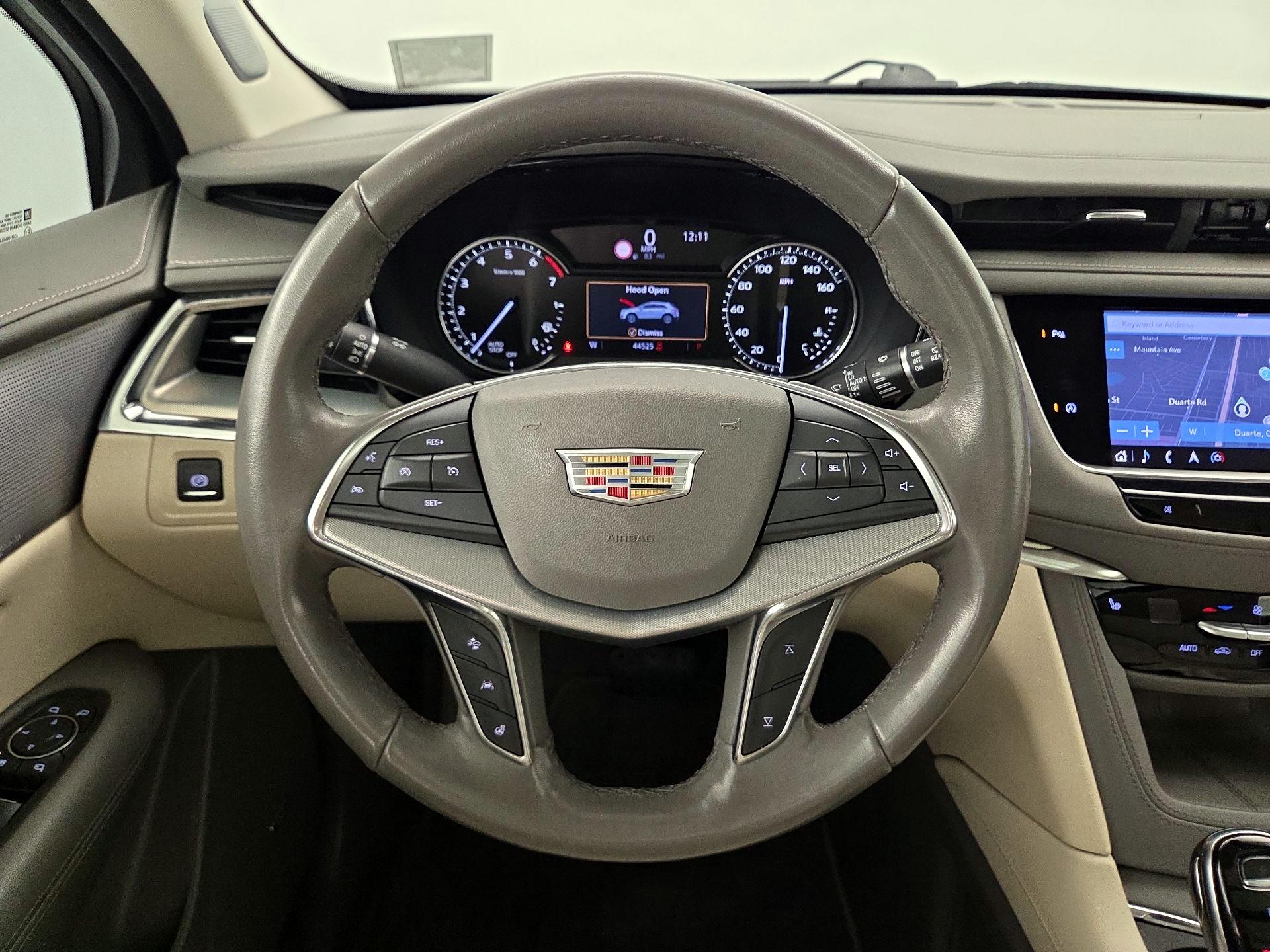Thumbnail: 2020 Cadillac XT5 - 10