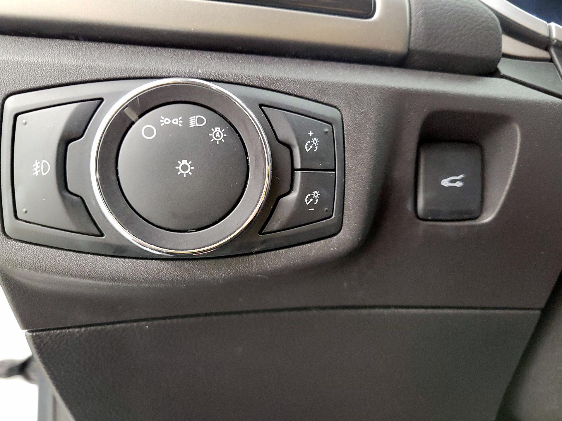 Thumbnail: 2014 Ford Fusion - 13
