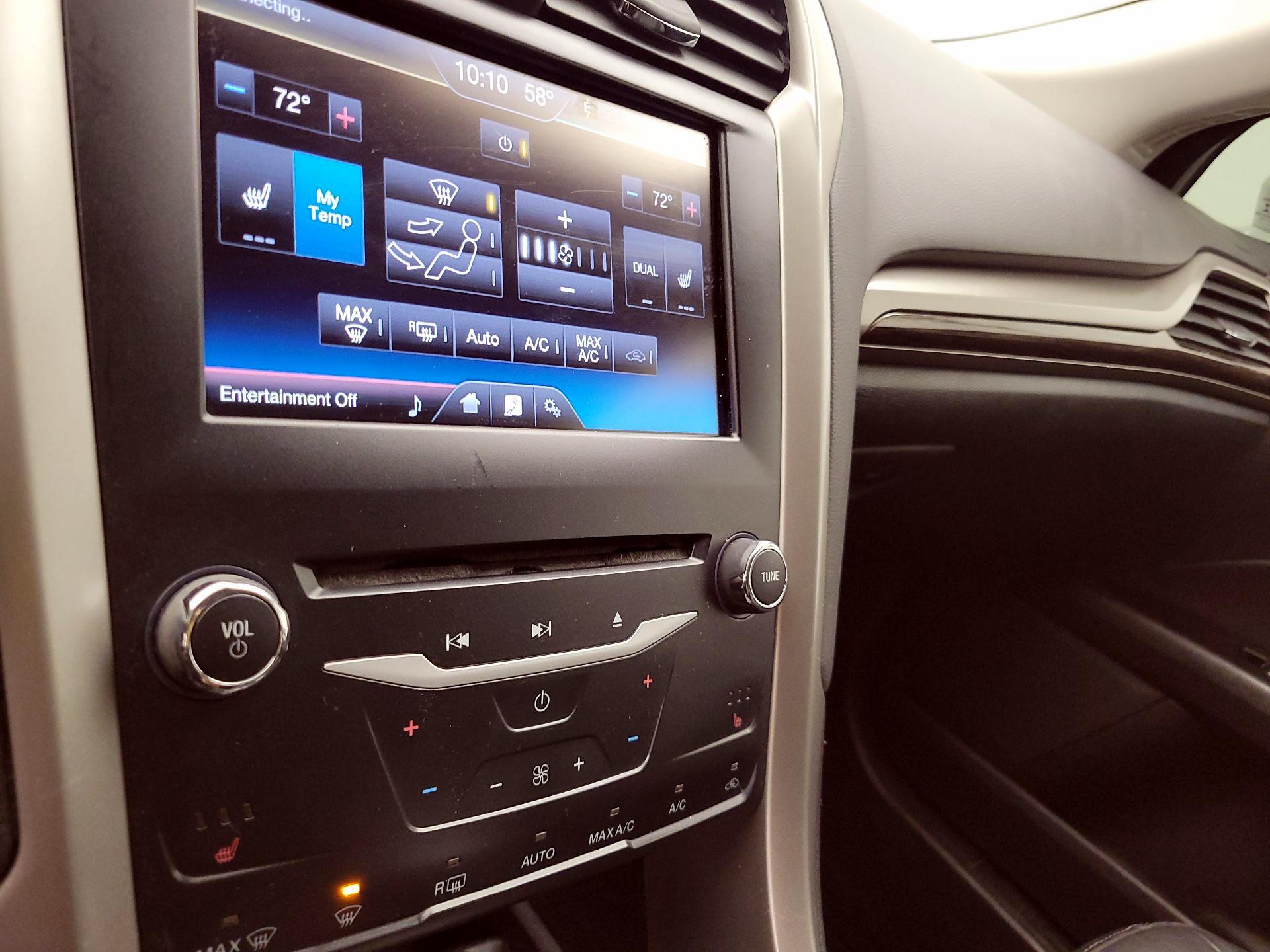 Thumbnail: 2014 Ford Fusion - 15