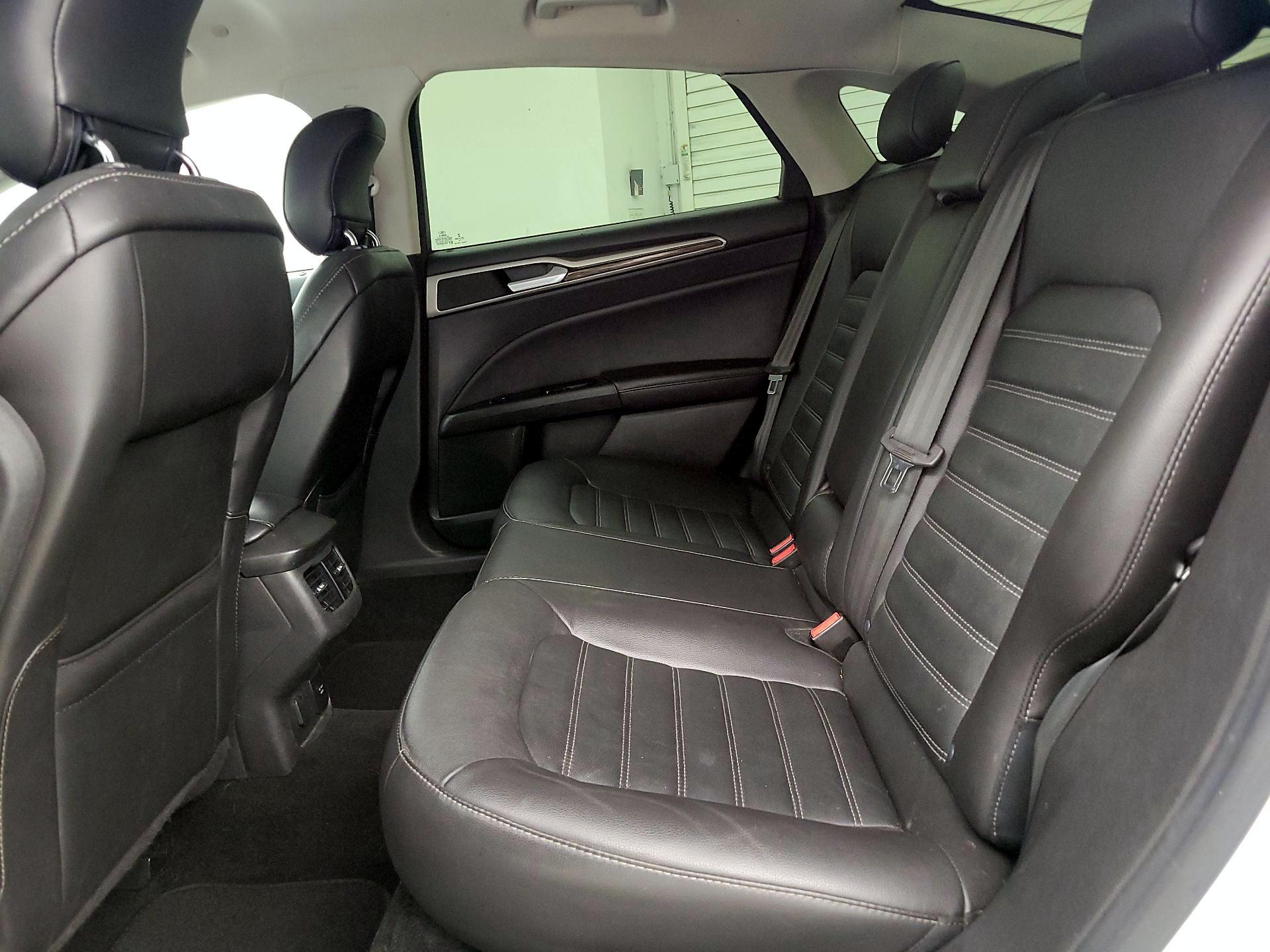 Thumbnail: 2014 Ford Fusion - 18