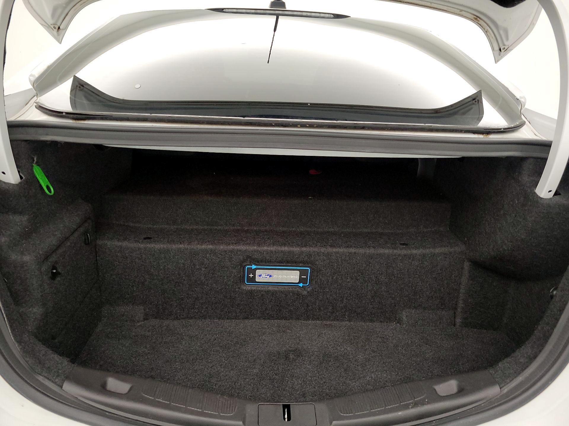 Thumbnail: 2014 Ford Fusion - 19