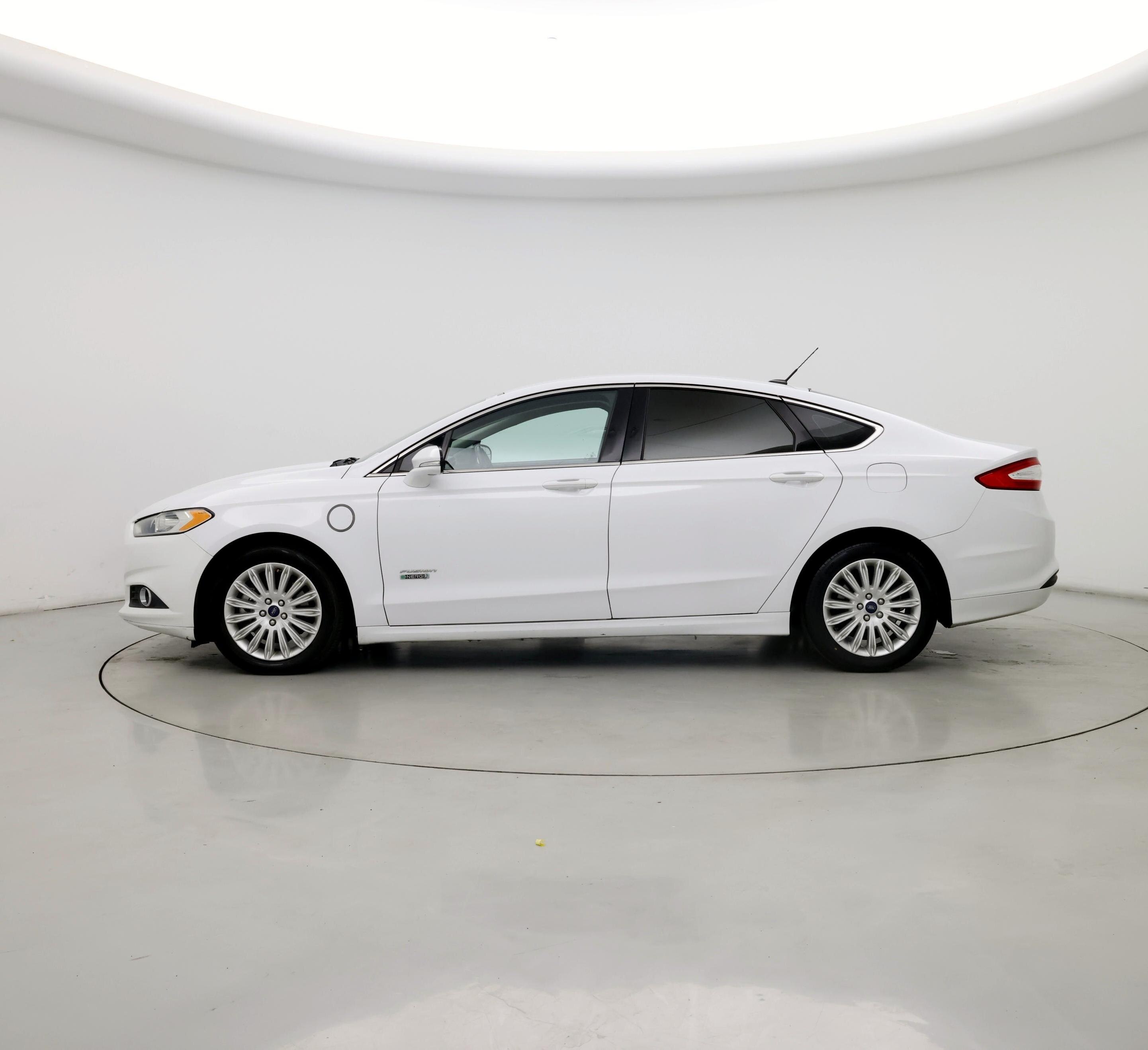 Thumbnail: 2014 Ford Fusion - 3