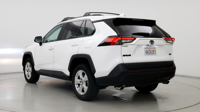 2021 Toyota RAV4 XLE 2