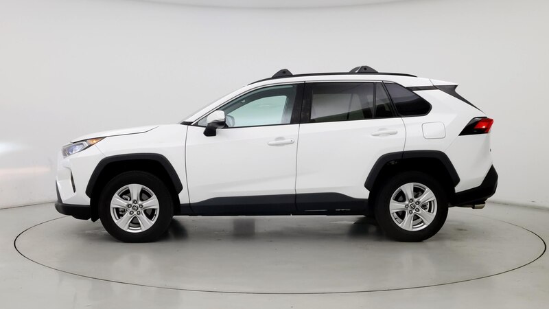 2021 Toyota RAV4 XLE 3